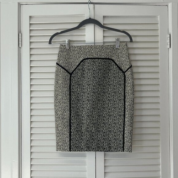 HALSTON HERITAGE 2 DOTTED JACQUARD PENCIL STRETCH SKIRT KHAKI MULTI - Picture 6 of 12